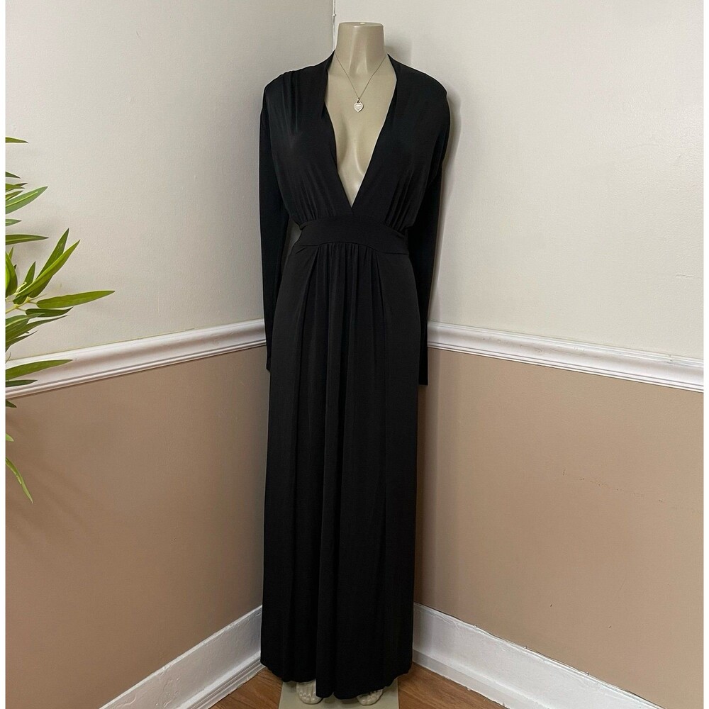 Fashion Nova Women's Deep V-Neck Spree Maxi Dress